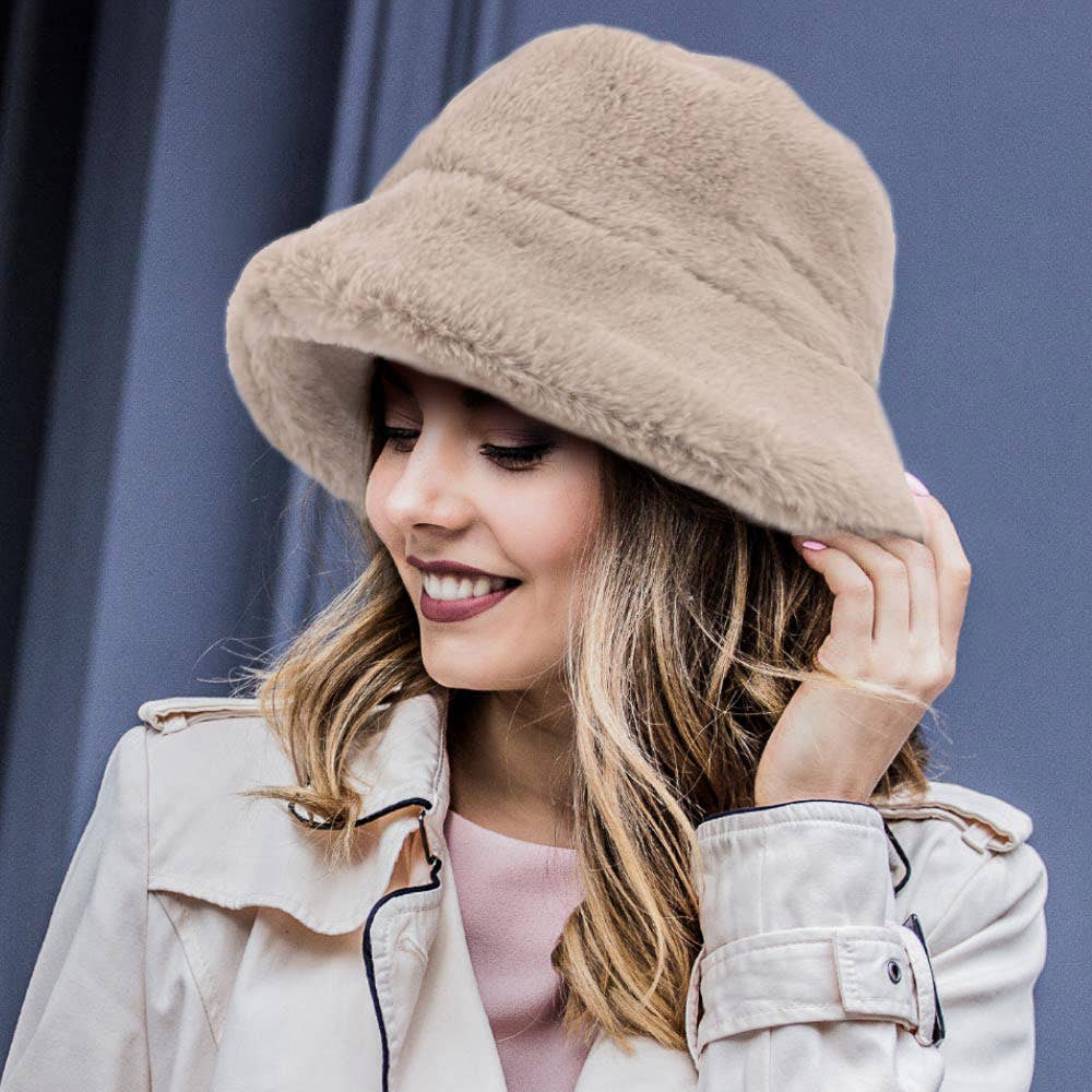 Faux Fur Bucket Hat: Leopard