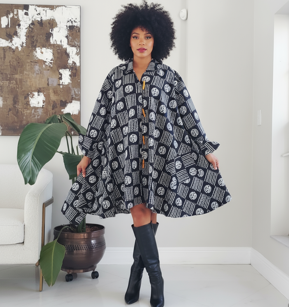 243- Short  Dress / Blouse - Black/ White Gyname: Black/ white