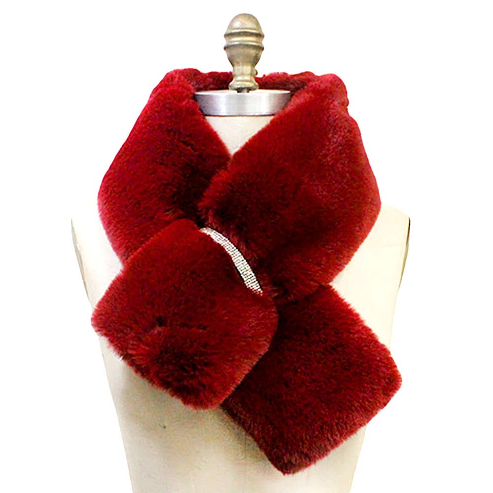 Faux Fur Bling Pull Through Scarf: Leo