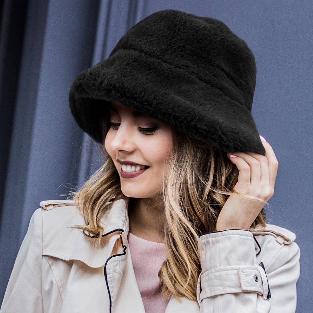 Faux Fur Bucket Hat: Leopard