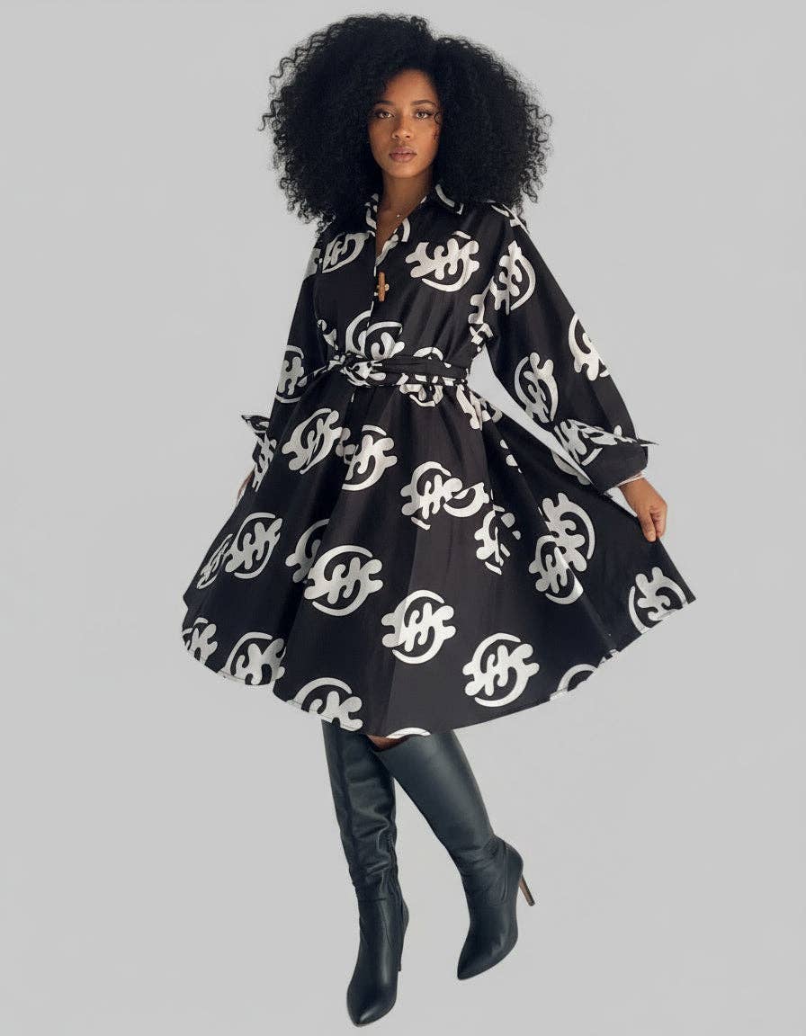 243- Short  Dress / Blouse - Black/ White Gyname
