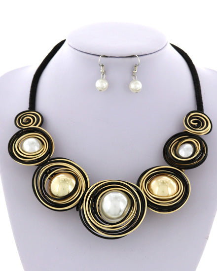 Necklace & Earring Set